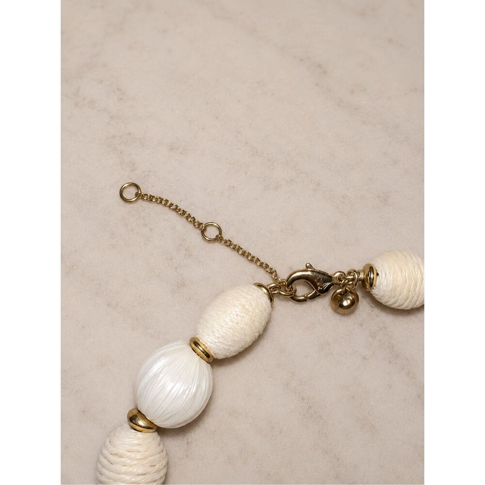 J.Crew Ivory Raffia Bead Statement Necklace Gold Tone 17” - Picture 3 of 4